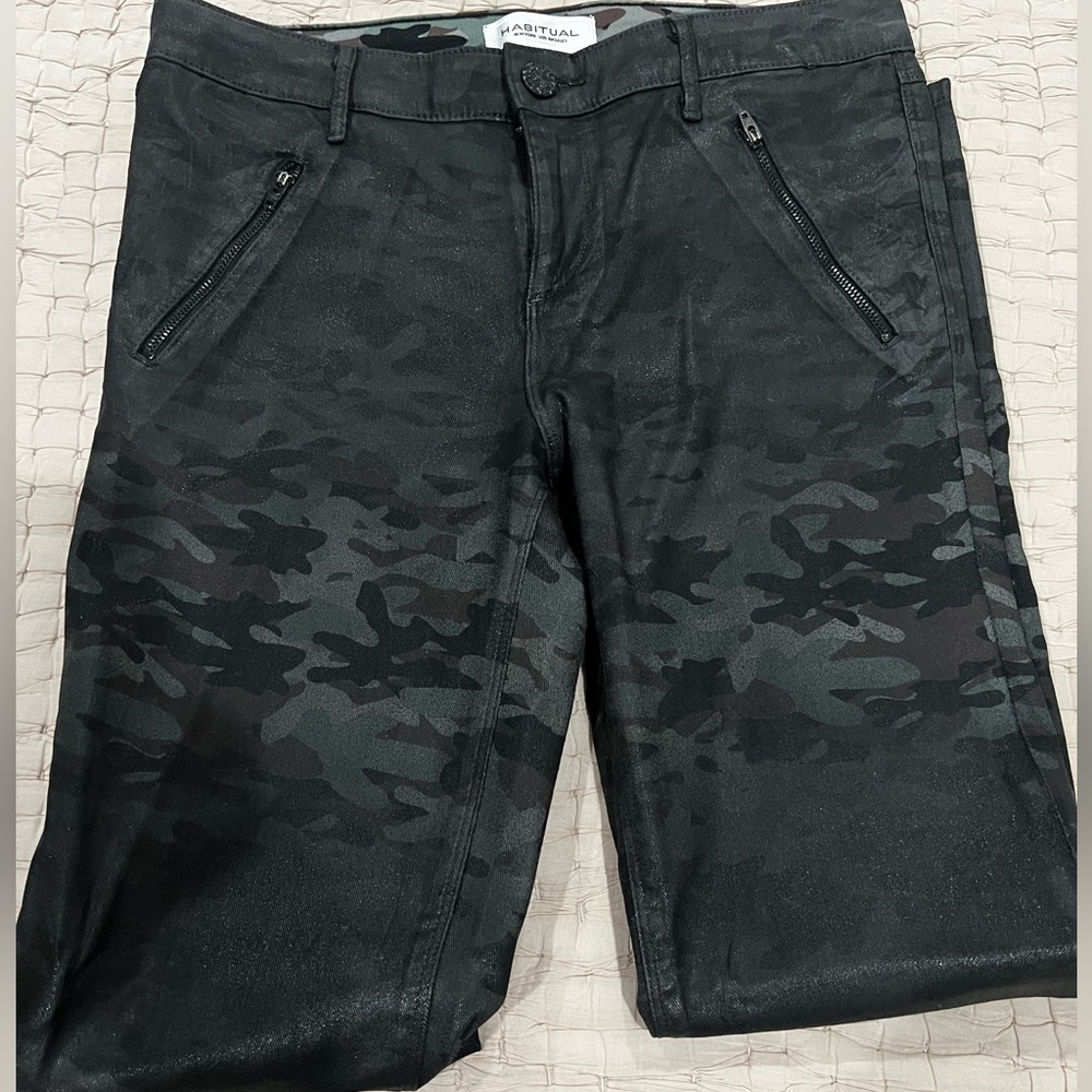 Habitual Amalia Camouflage Skinny Pants